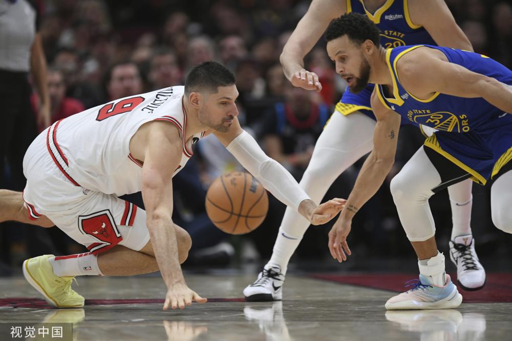 其背后的故 其背后的故