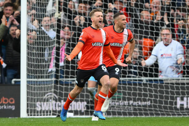 战略调整提 战略调整提