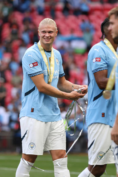 而经过六年 而经过六年