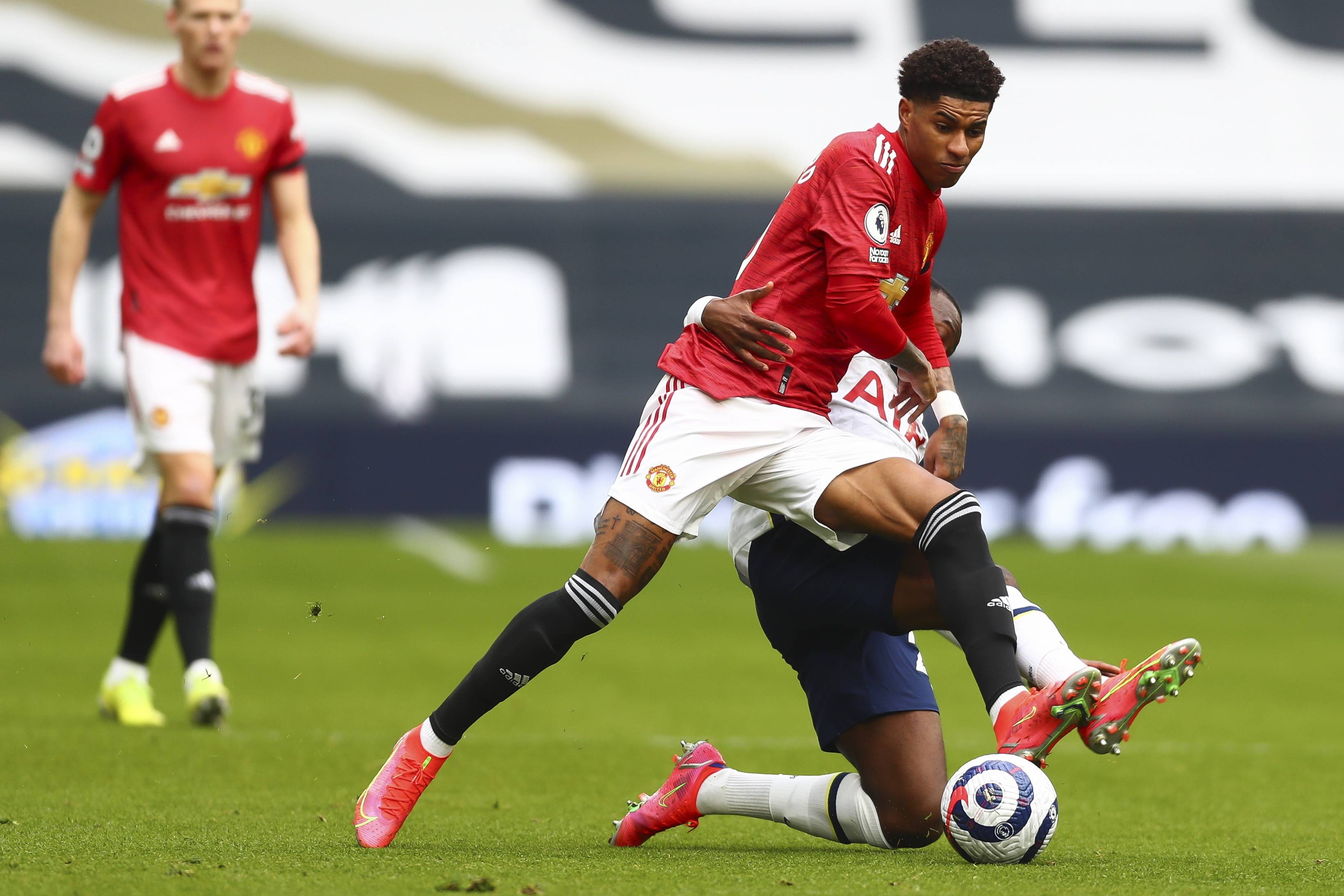 生活一直是 生活一直是